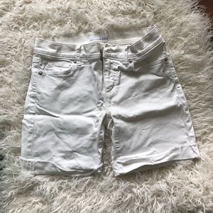 Loft white bermuda jean shorts size 00 24